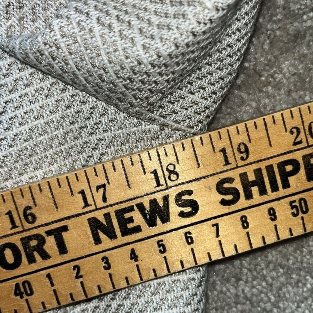 Tahari Levine Tweed Double Breasted Size 6 NWT - Picture 10 of 10